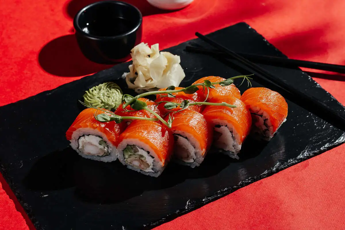 Роллы классические, жареные, запеченные 