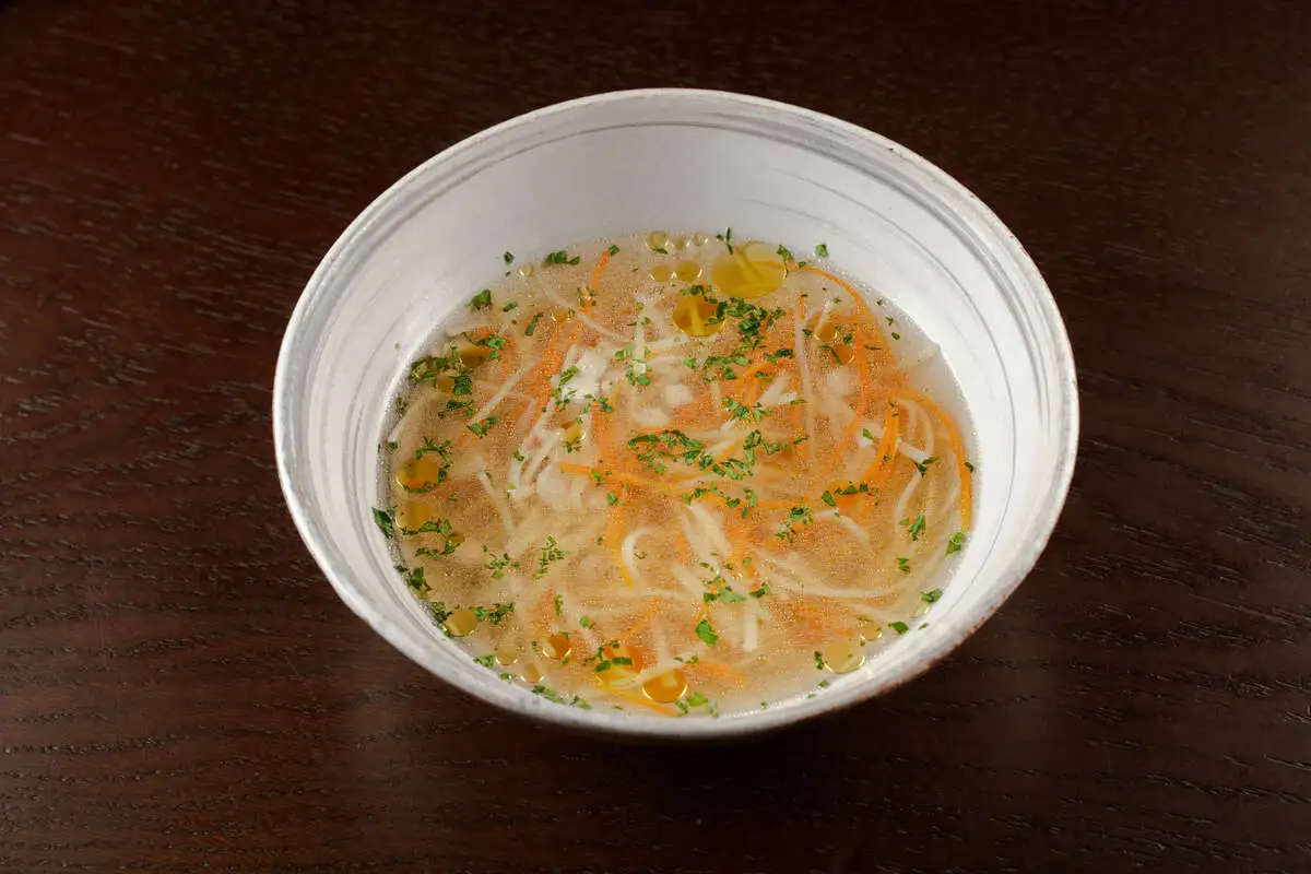 Суп куриный