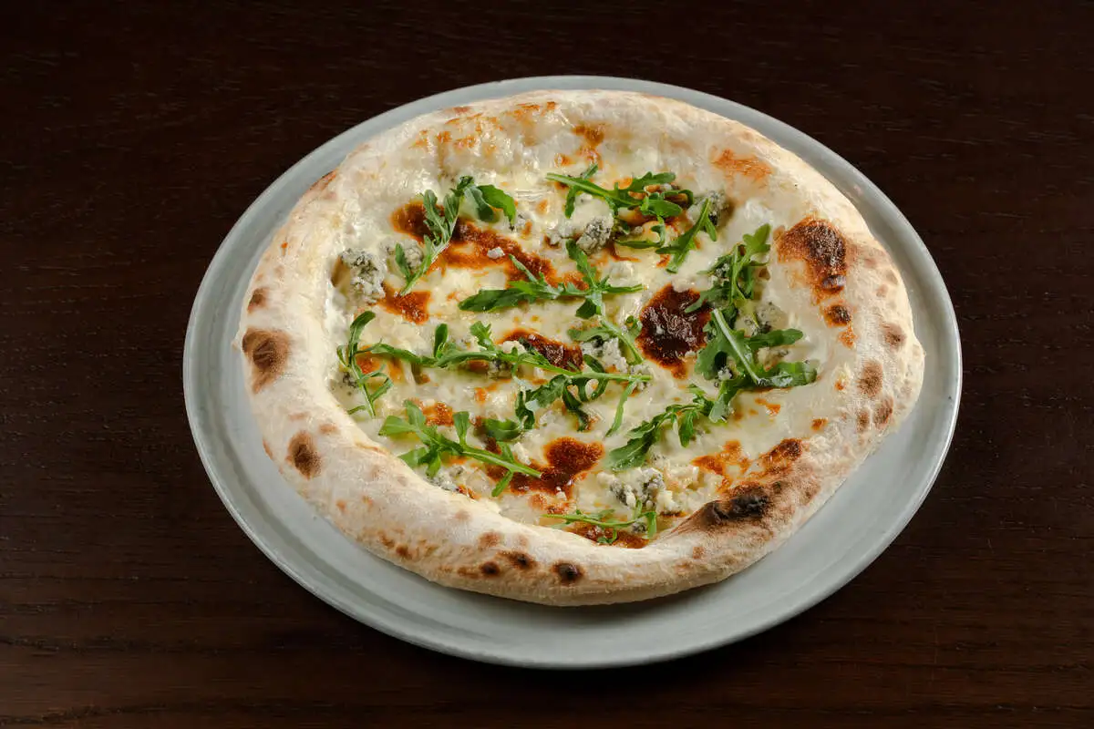 Пицца 4 сыра