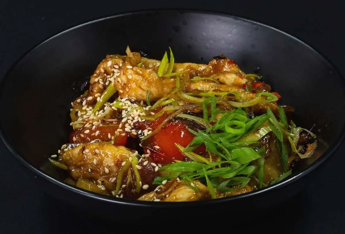 КУРИНОЕ ФИЛЕ С АНАНАСОМ В КИСЛО СЛАДКОМ СОУСЕ