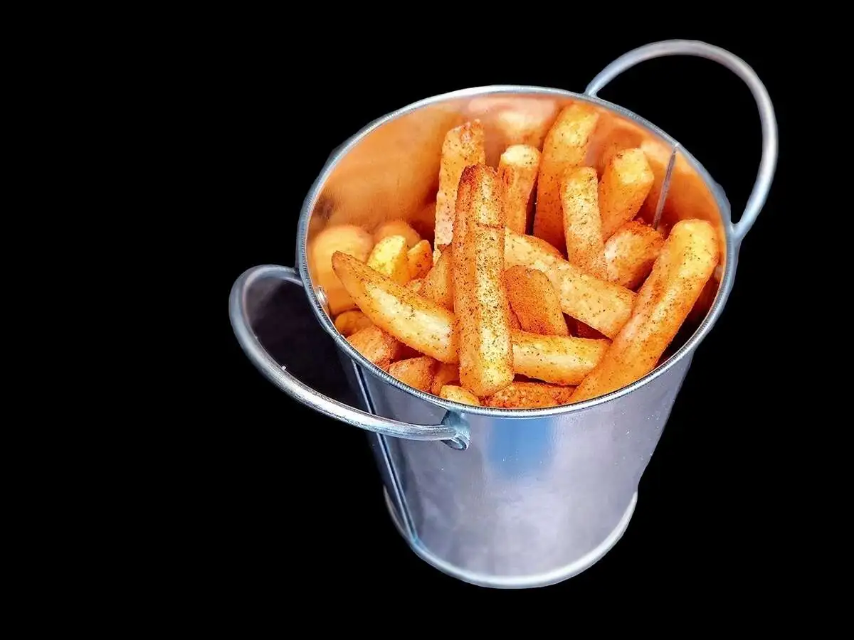 КАРТОФЕЛЬ ФРИ С ПАПРИКОЙ