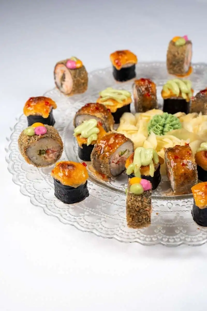 ГОРЯЧИЙ СЕТ РОЛЛОВ