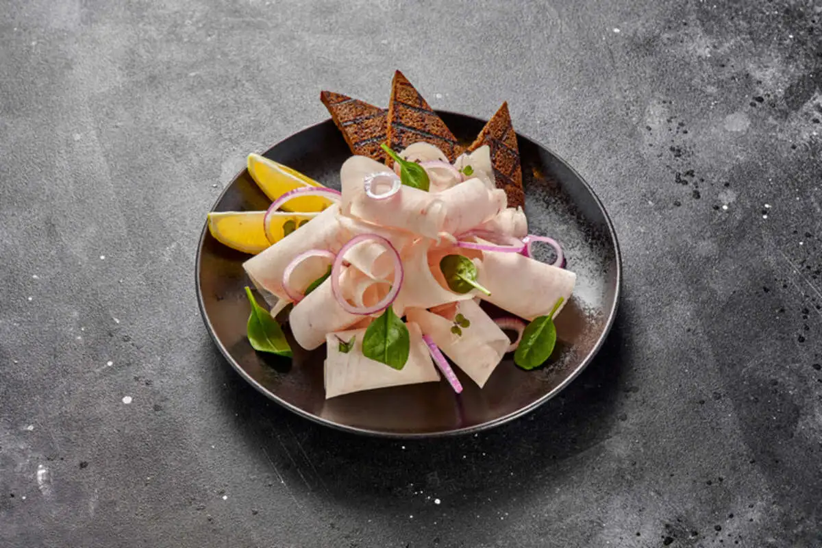 Строганина из марлина