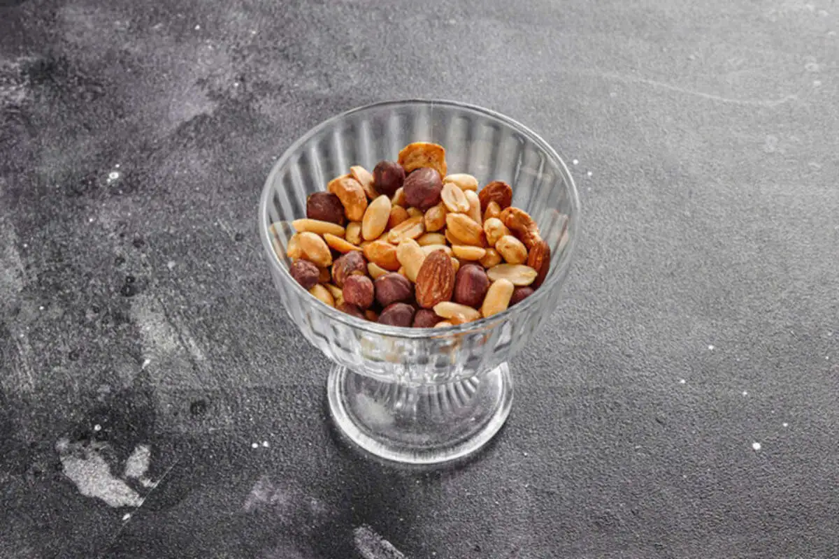 Ассорти фирменных орешков