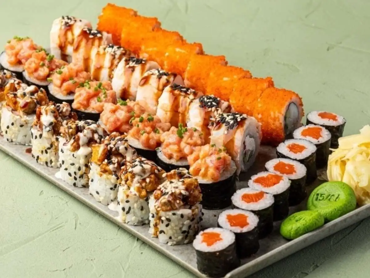 Большой сет роллов