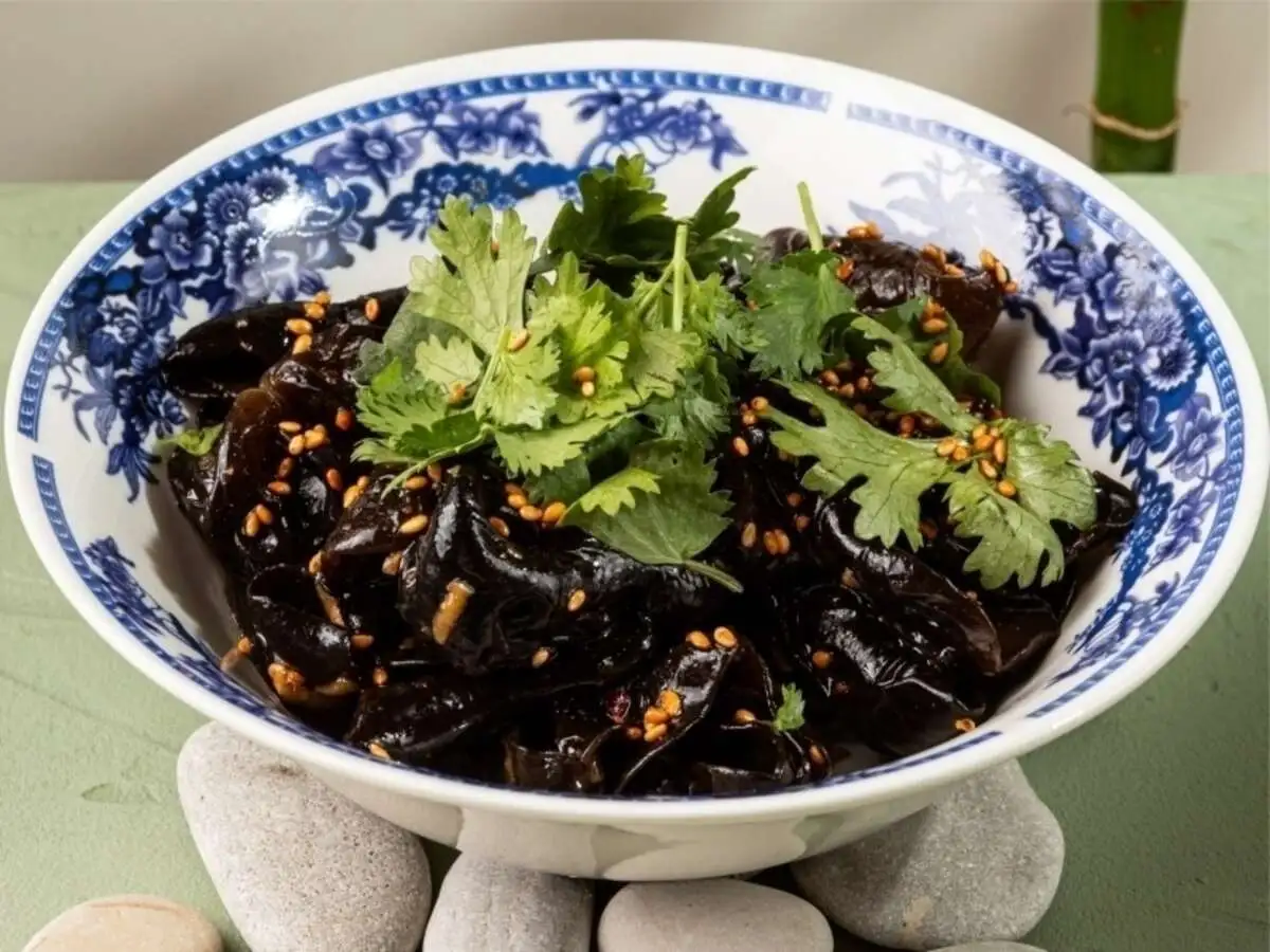 Маринованные древесные грибы