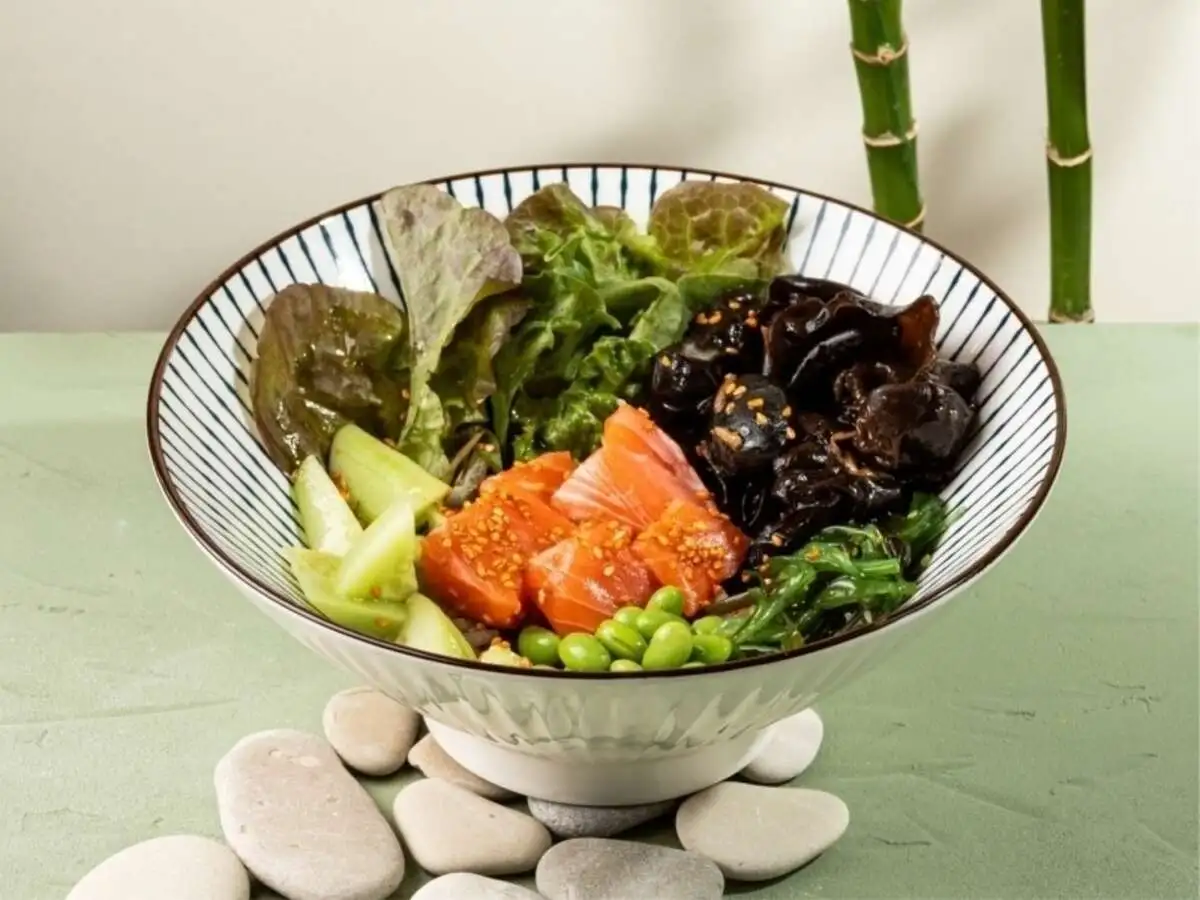 Поке с лососем