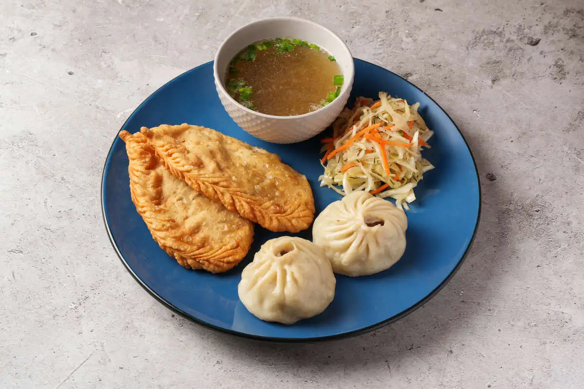 Обед степной