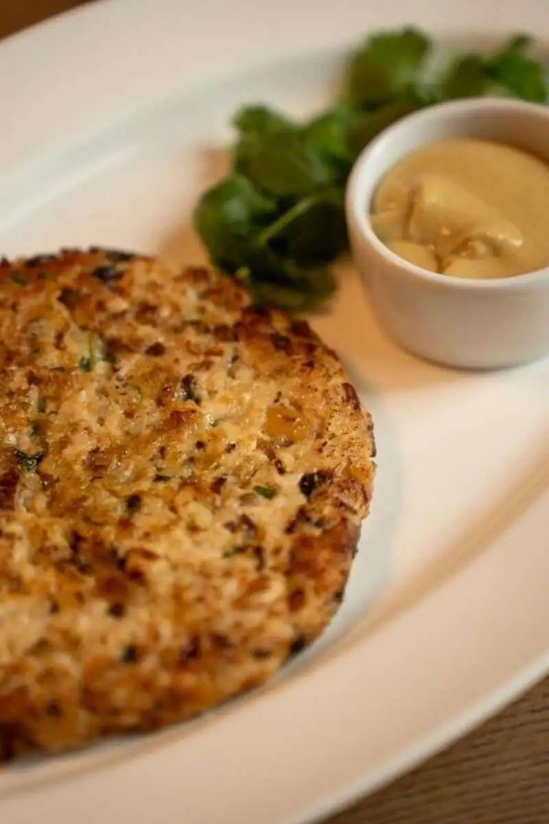 ЛАНЧ РУБЛЕНАЯ КУРИНАЯ КОТЛЕТА 