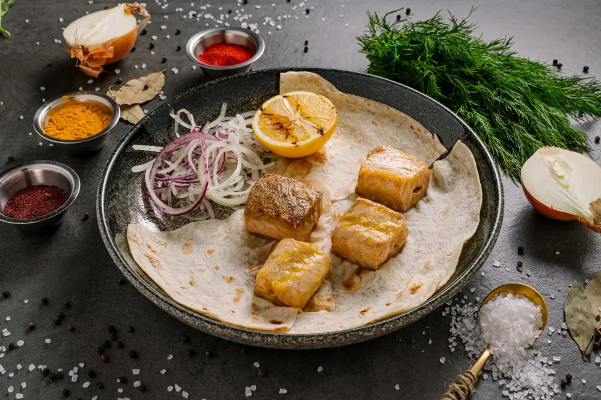 ШАШЛЫК ИЗ ОСЕТРИНЫ 200 ГР