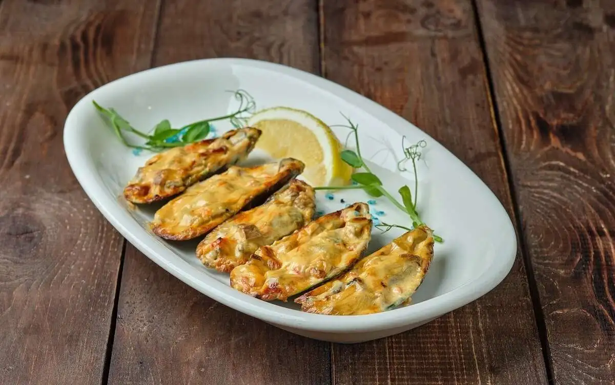 Мидии запеченные 