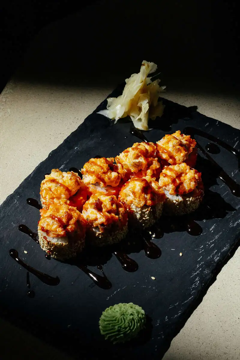 Запеченный рол Сяке Унаги