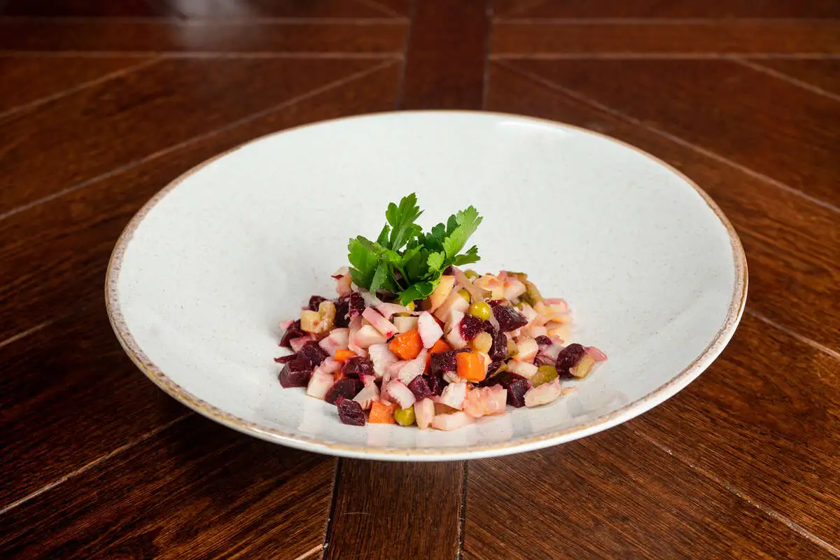  Винегрет с груздями 