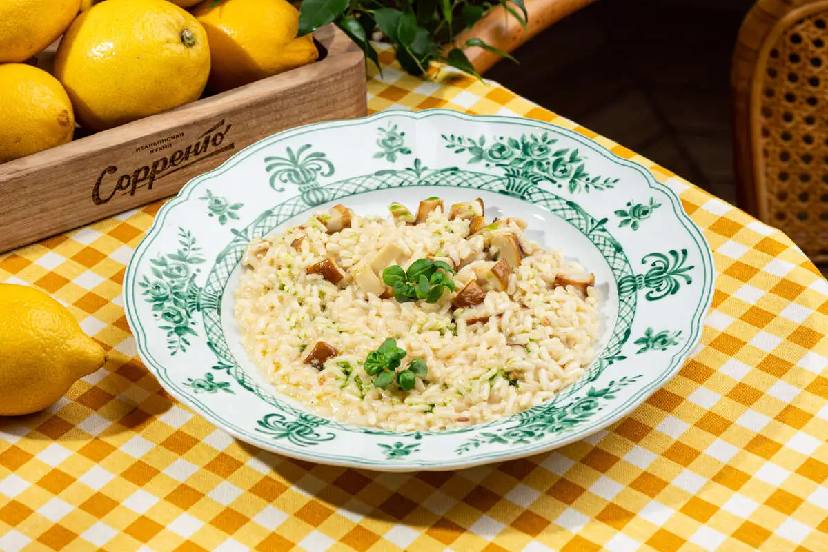 Ризотто с белыми грибами и трюфельным маслом