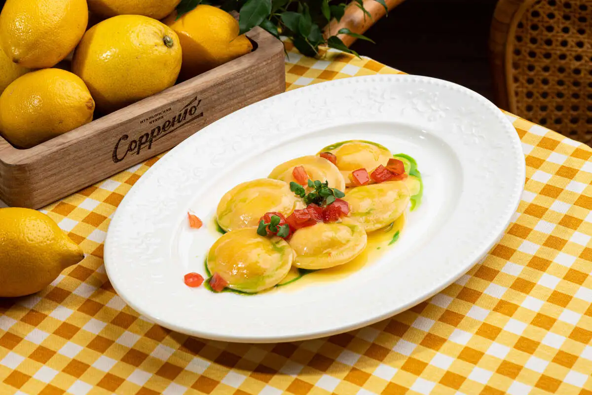 Равиоли с Камчатским крабом и креветками