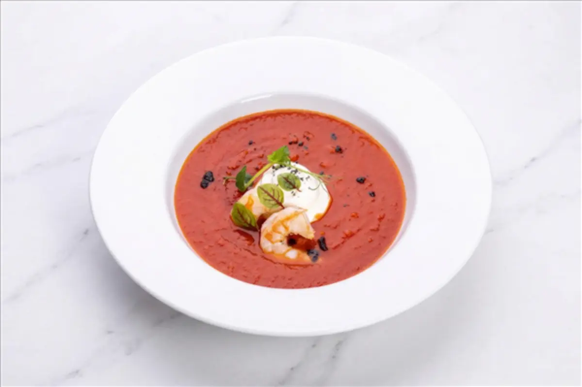 Томатный суп с креветками 