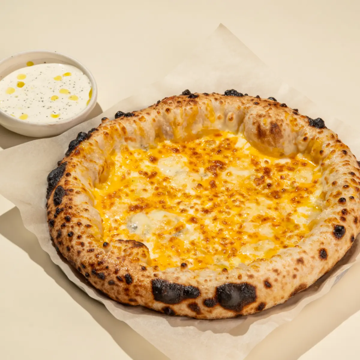 Пицца сыр и трюфель