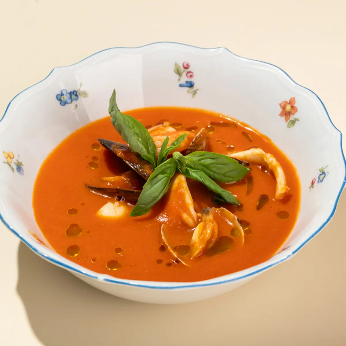  Суп томатный с морепродуктами