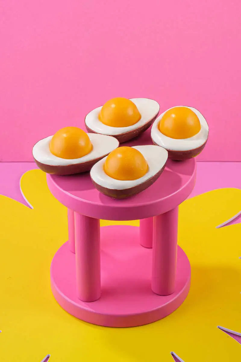 Пирожные муссовые конфи-манго 