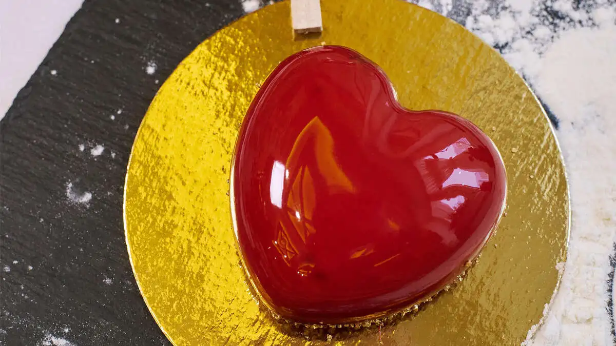 Десерт в форме сердца