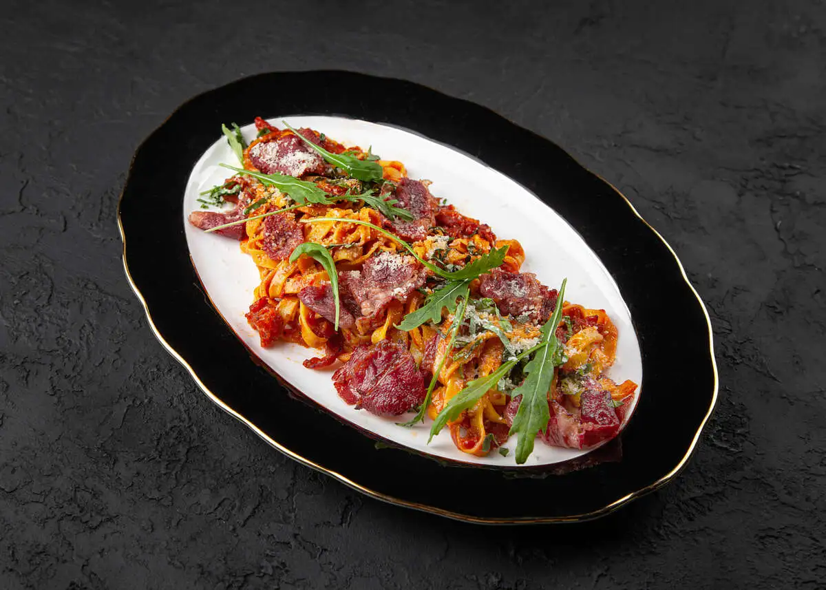 Паста Аматричана с беконом