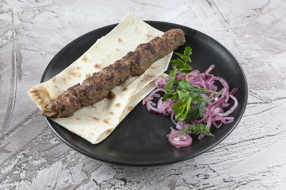 Люля-кебаб из свинины и говядины