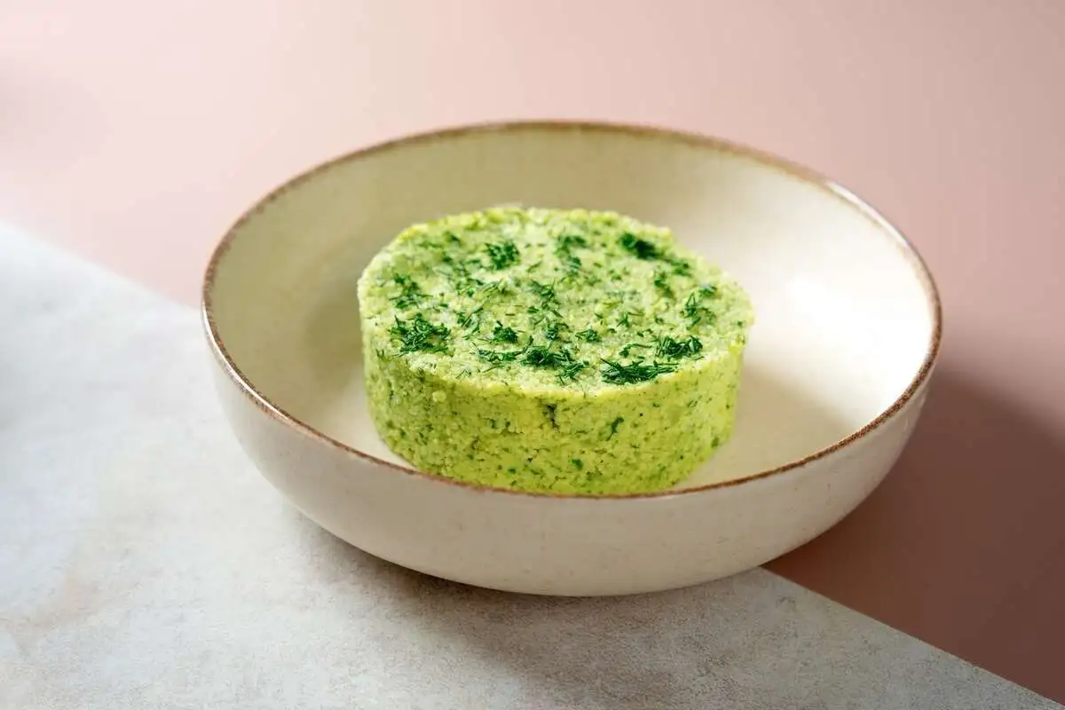 Кус-кус со шпинатом и сливками