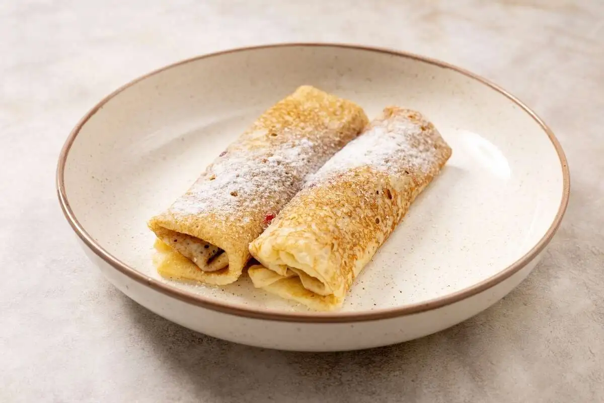 Блинчик с вишней