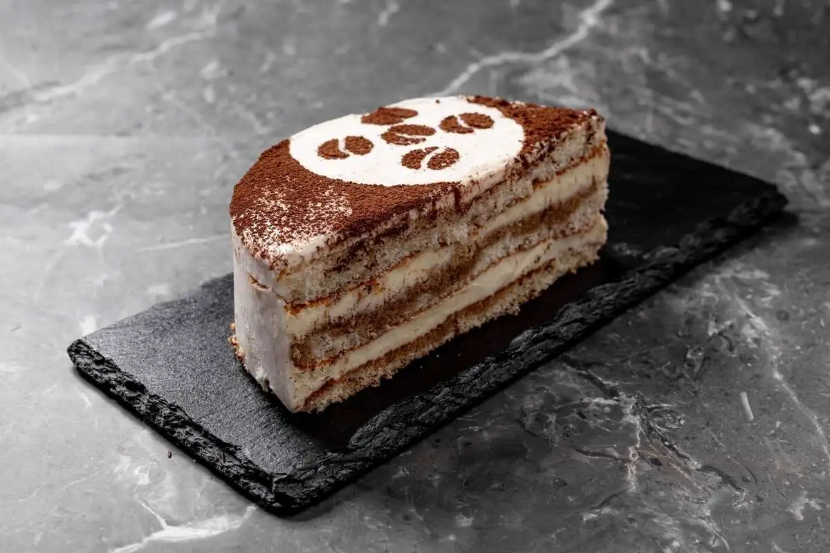 Торт-половинка Тирамису