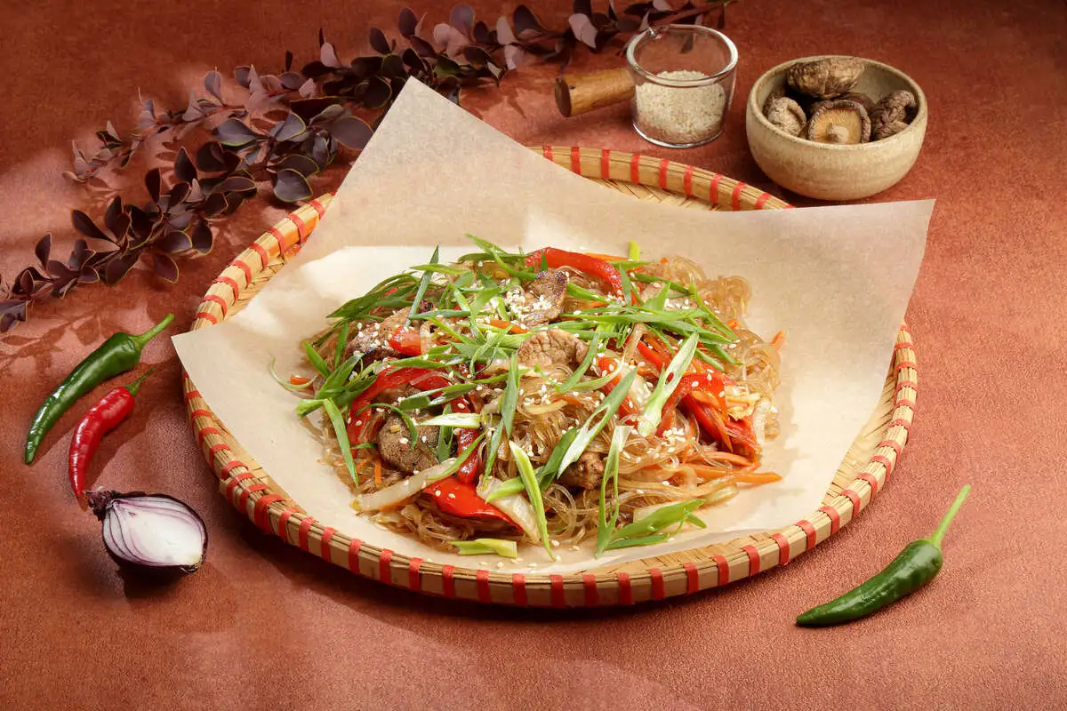 Стеклянная лапша со свининой