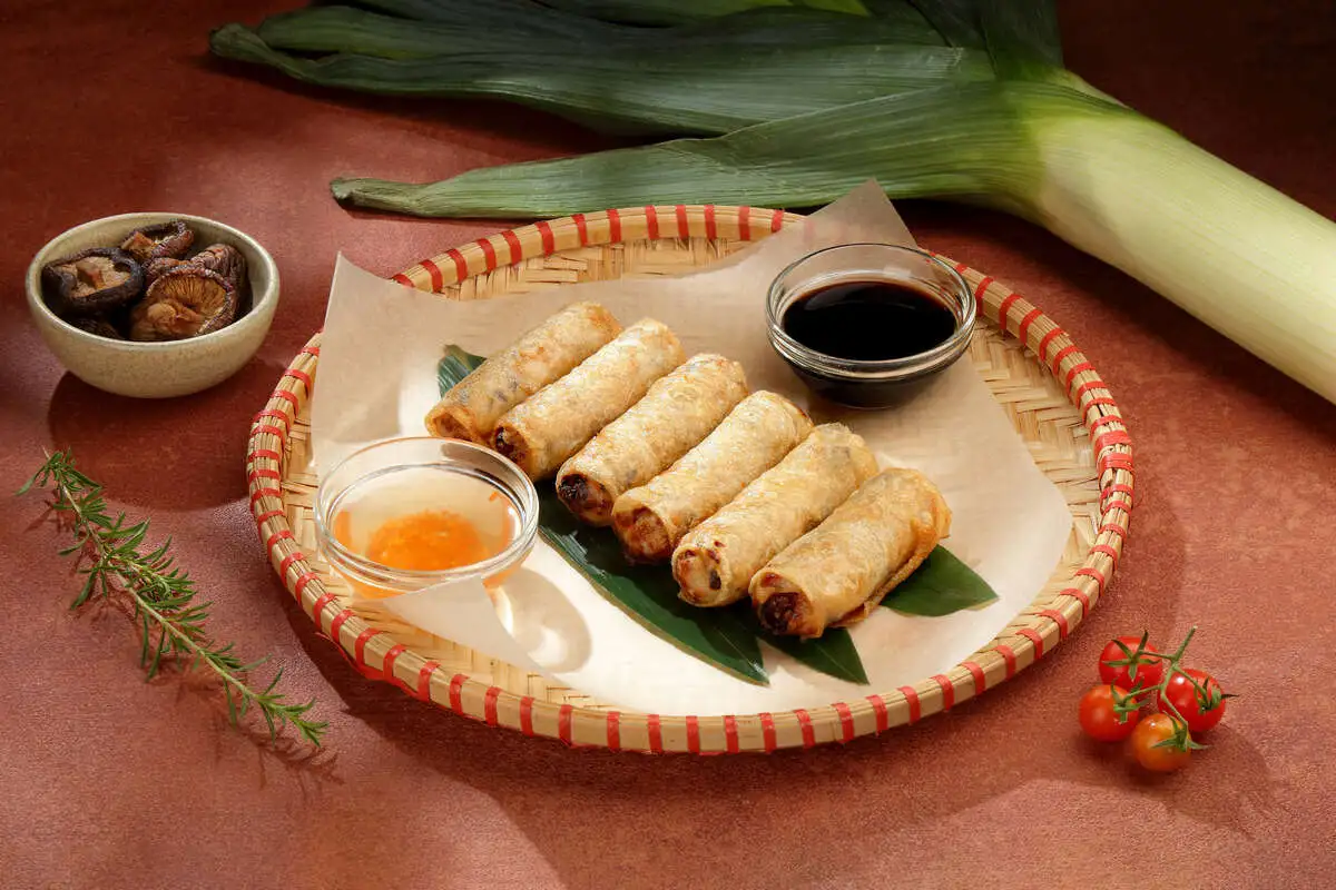 Нэм горячий 3шт