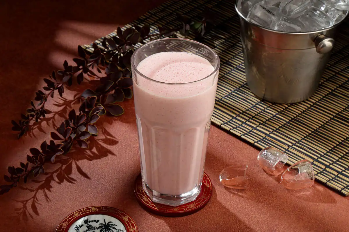 Клубника Банан Шейк