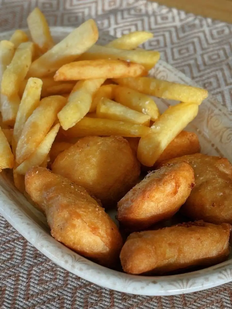 Наггетсы и картофель фри