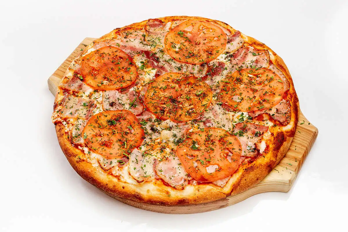 С беконом 30 см.