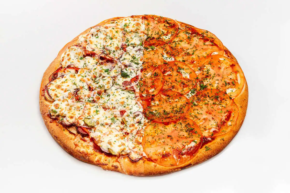 Пицца из половинок - 30 см.