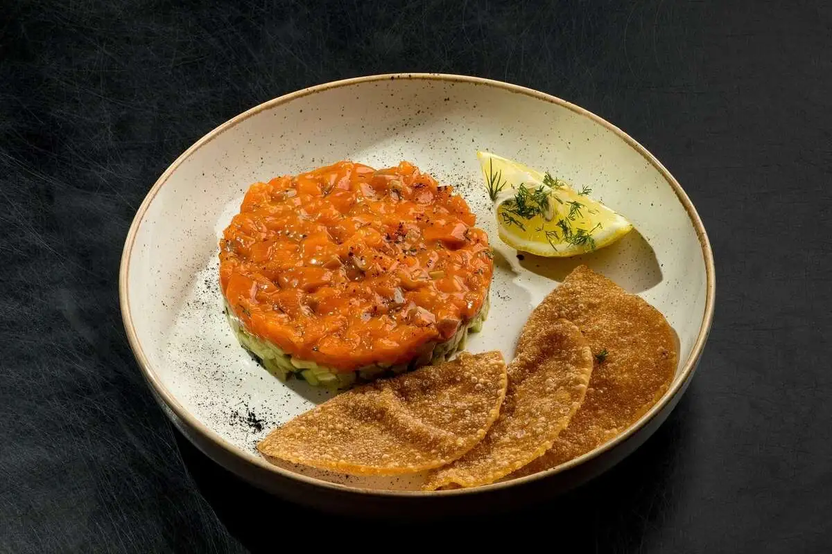 Тар тар из лосося