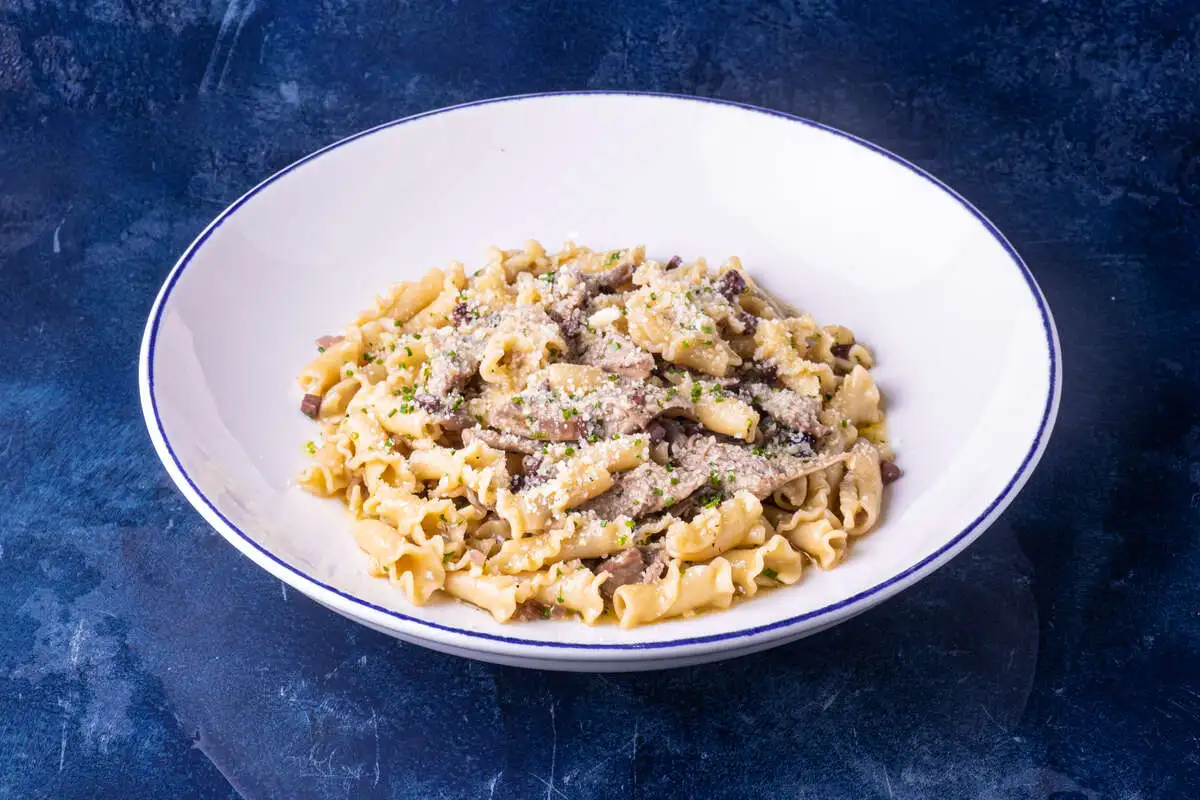 Кампанелле с рагу из утки