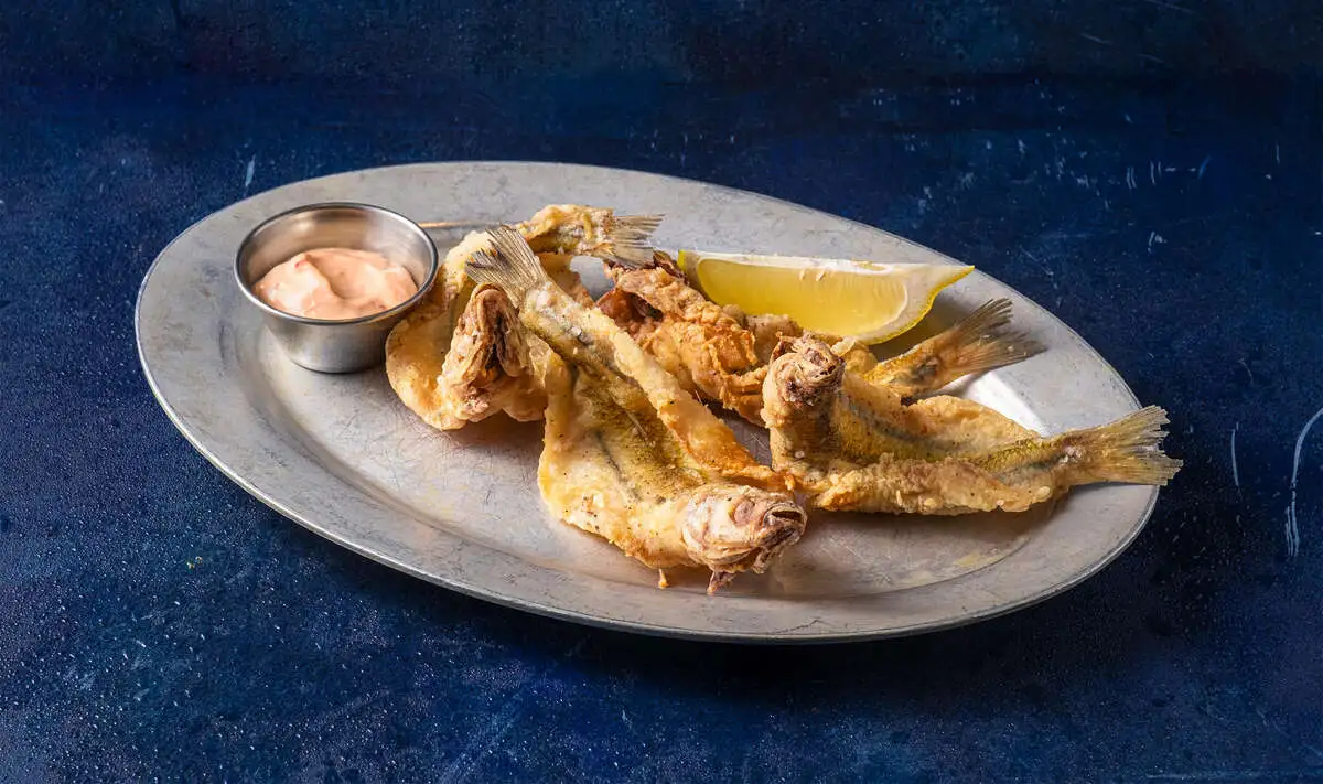 Жареная корюшка