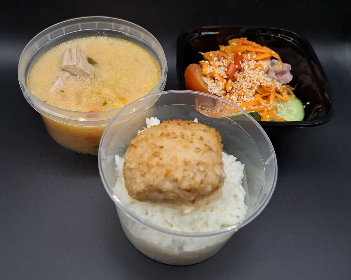 3 Мясной: Огонёк, Суп со свининой и паприкой, Котлета домашняя с рисом