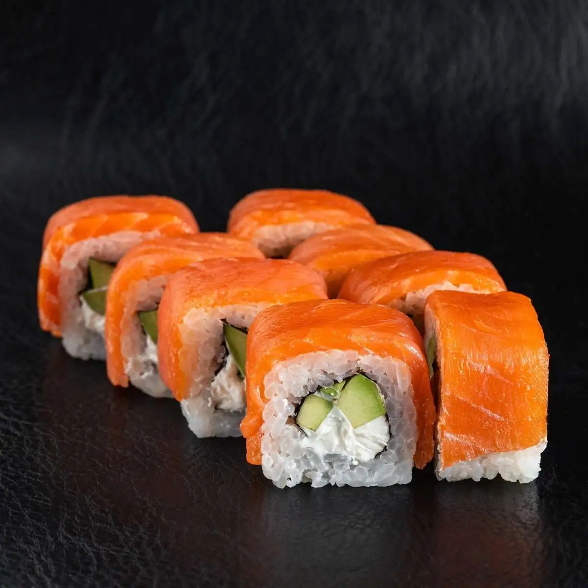 Филадельфия с авокадо 8 шт