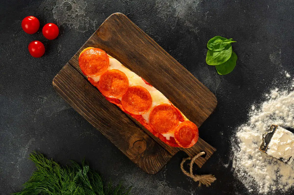 Багет французский Пепперони