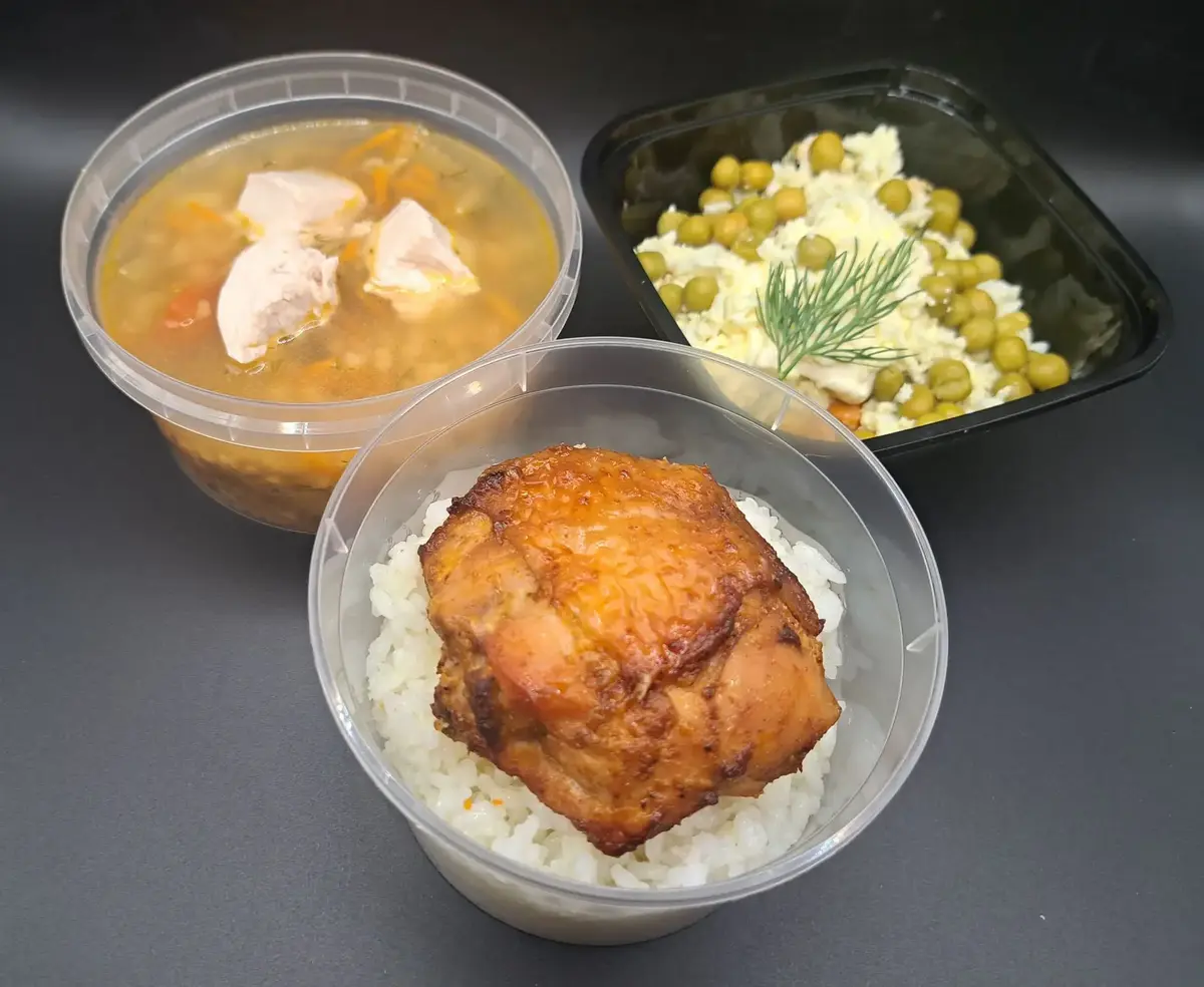 3 Чикен: Столичный, Минестроне, Курочка запечённая с рисом