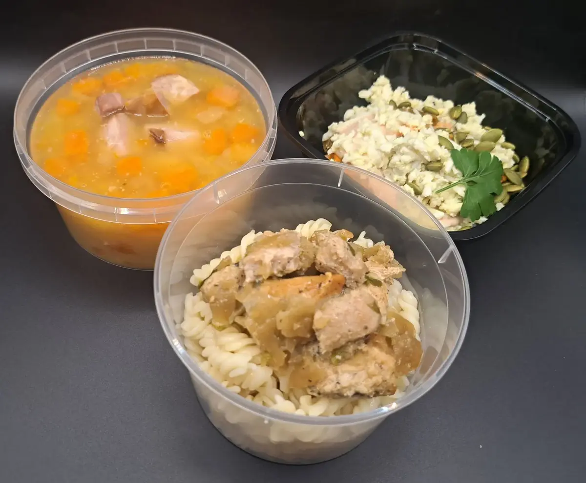 3 Мясной комбо: С бужениной и фасолью, Гороховый с копчёностями, Свинина по-кремлёвски с макаронами