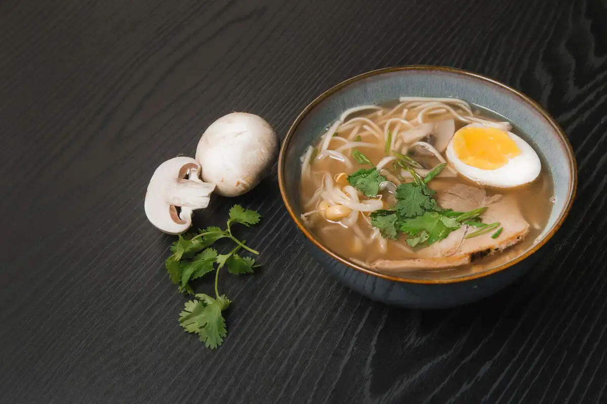 Рамен с томленым мясом