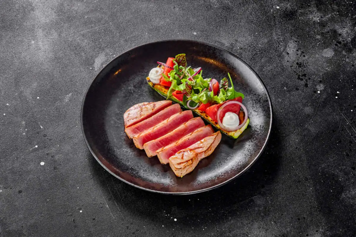  Филе розового тунца на гриле