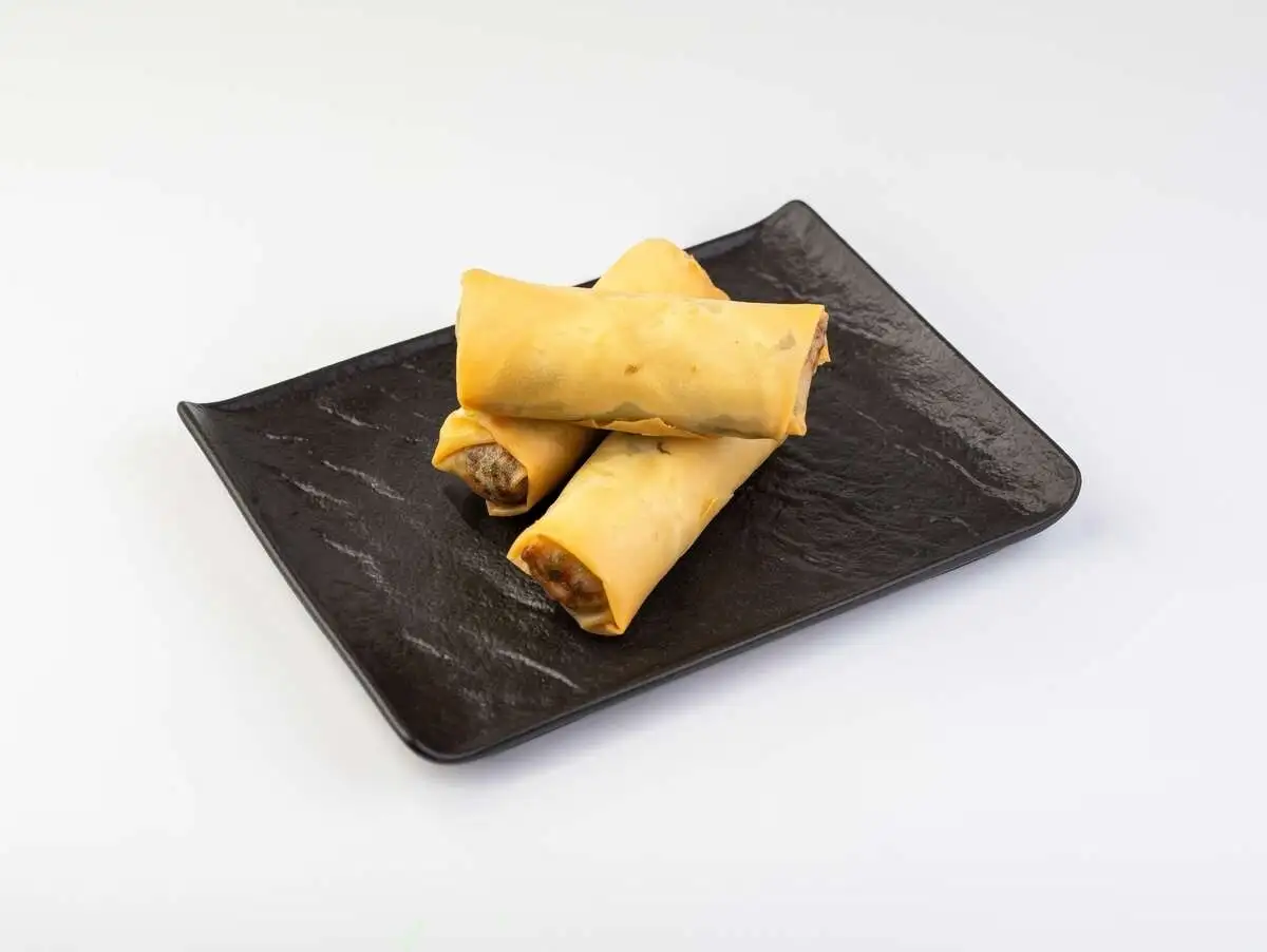 Спринг-роллы с крабом и фунчозой