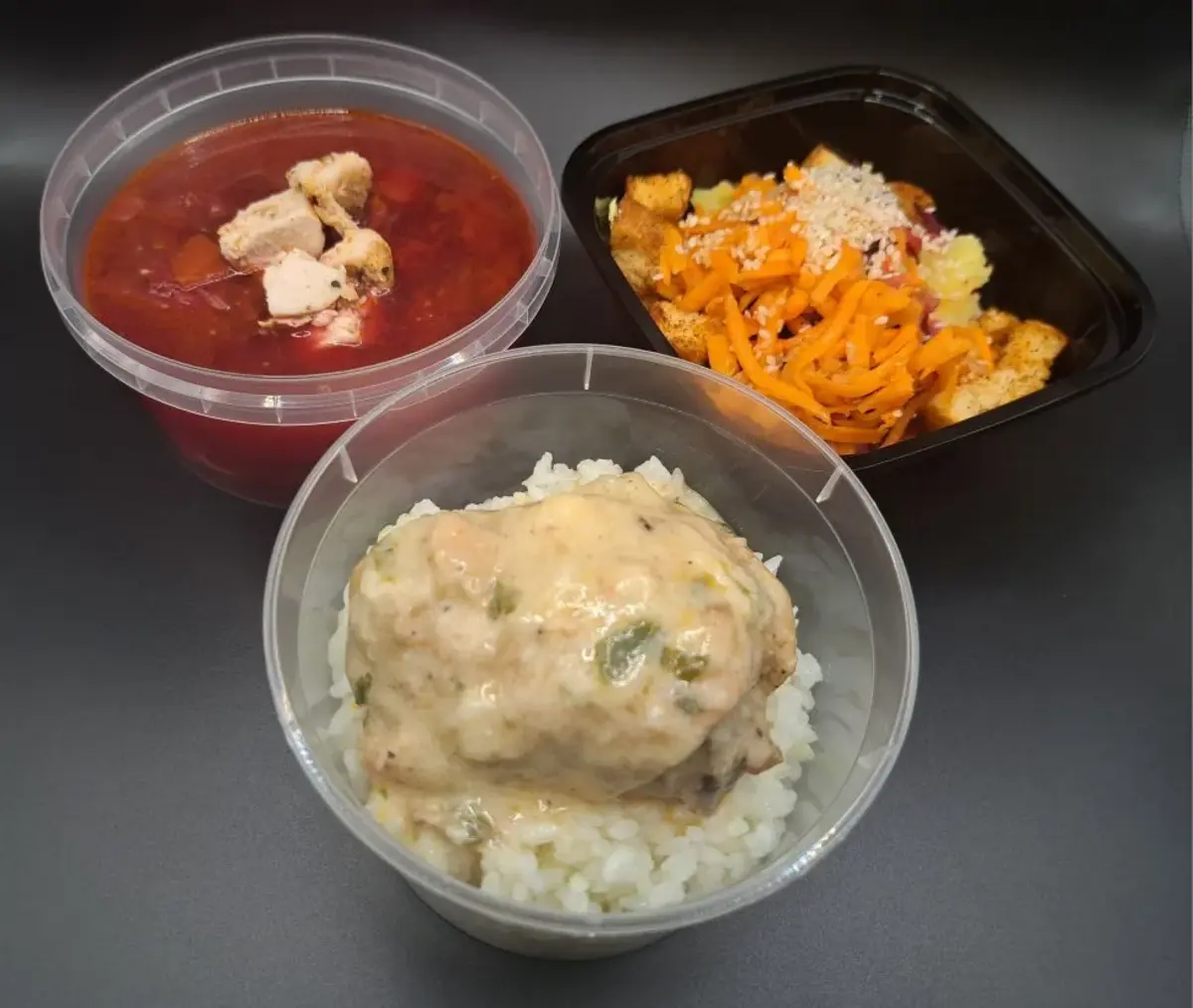 3 Чикен: Салат по-татарски, Борщ с курицей, Шкмерули с рисом