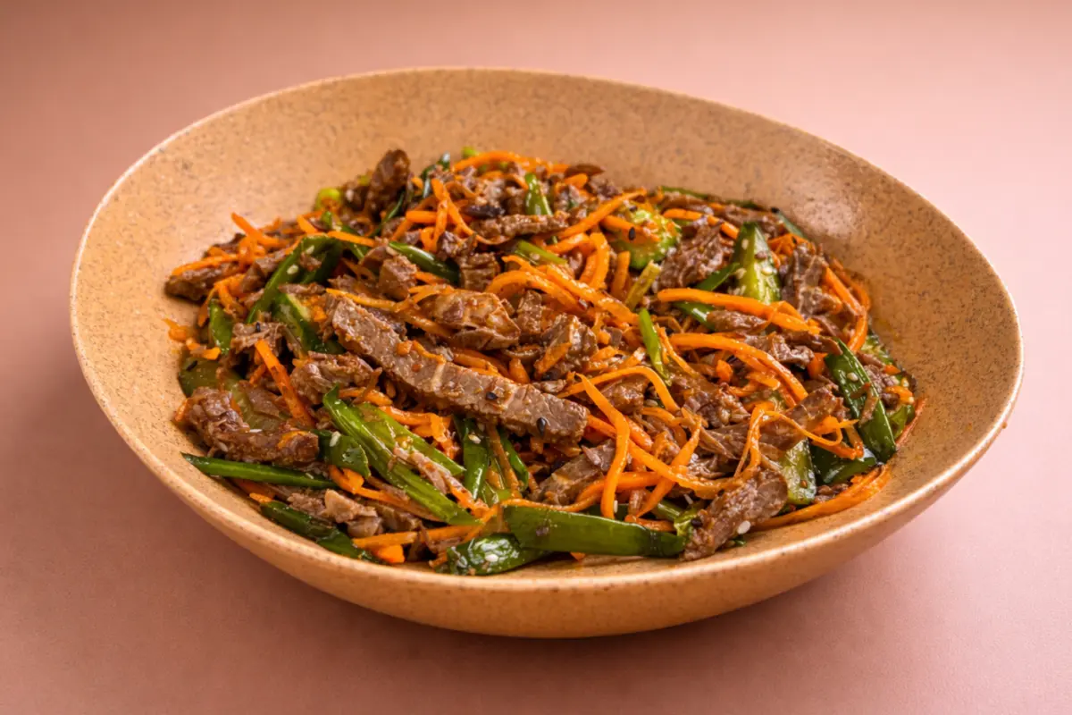 Салат с говядиной в азиатском стиле