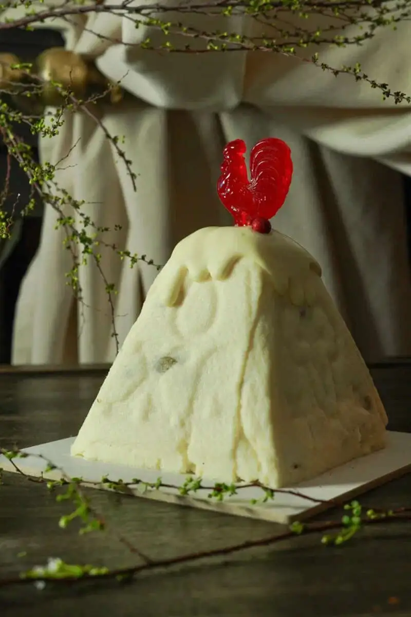 Пасха по классическому рецепту с творогом и изюмом