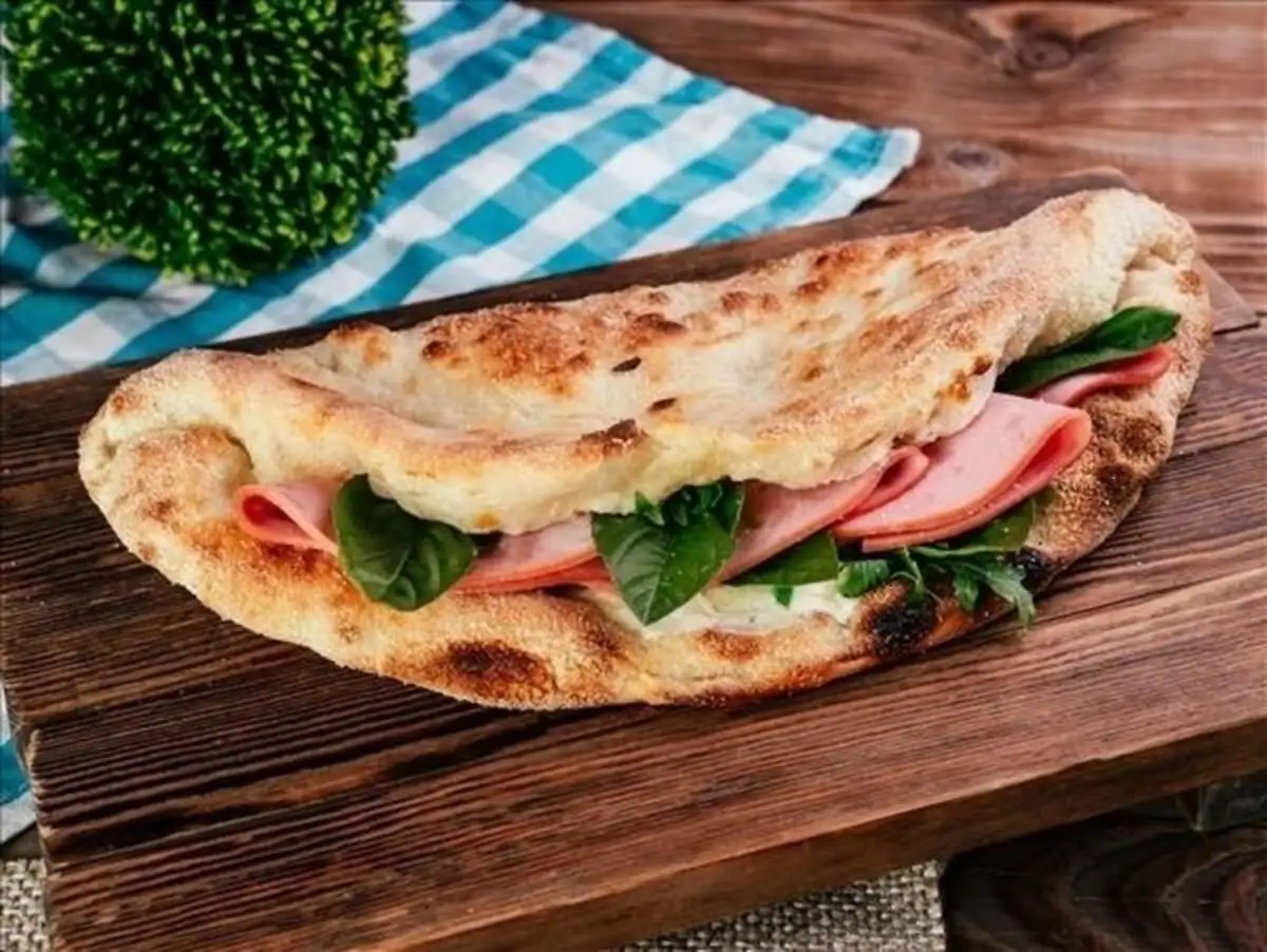 Панини с Мортаделла